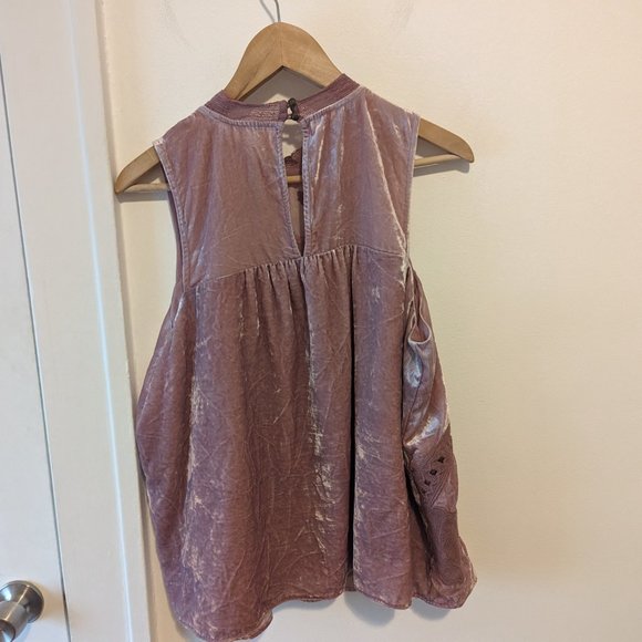Anthropologie Floreat "Myleen" Pink Sleeveless Velvet Top - Picture 8 of 11